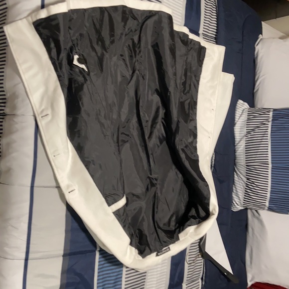 Men’s white coat - Picture 4 of 6